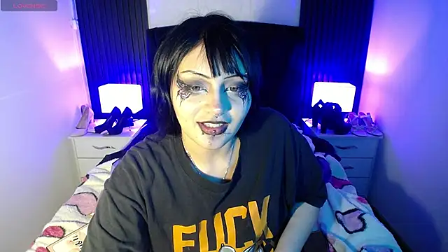 honney dark online show from January 17, 5:53 am