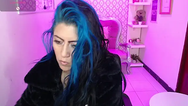 Snapshot of scarleth_blue chatting on January 29, 3:01 am scarleth blue online show from January 29, 3:01 am