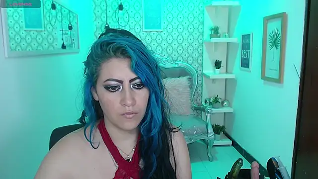 Snapshot of scarleth_blue chatting on February 28, 3:04 am scarleth blue online show from February 28, 3:04 am