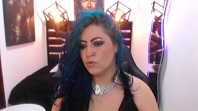 Snapshot of scarleth_blue chatting on May 20, 3:13 am scarleth blue online show from May 20, 3:13 am