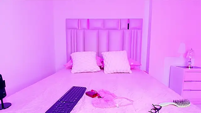 canela oss online show from October 29, 12:07 pm