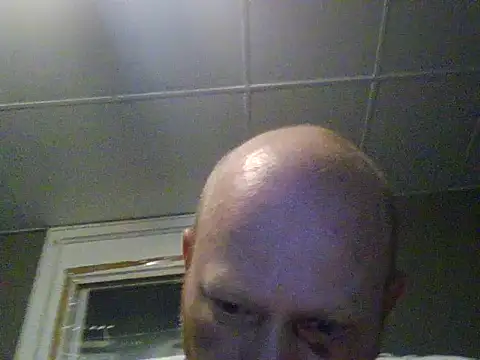 muffgoldcock online show from December 17, 3:06 am