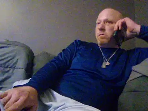 muffgoldcock online show from December 18, 1:15 am