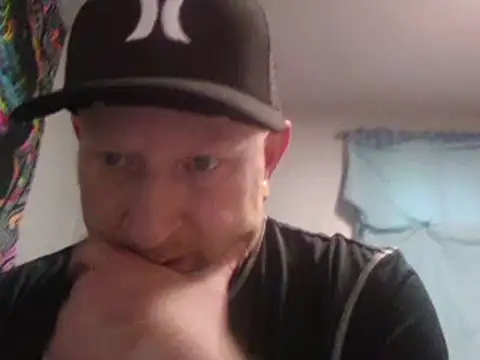 muffgoldcock online show from March 17, 8:09 pm
