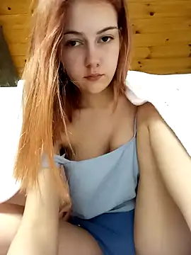 Snapshot of ella_grays chatting on January 1, 10:35 pm ella grays online show from January 1, 10:35 pm