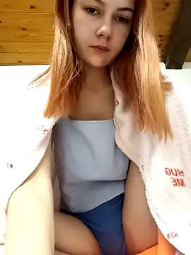 Snapshot of ella_grays chatting on January 2, 4:56 pm ella grays online show from January 2, 4:56 pm