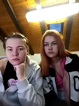 Snapshot of ella_grays chatting on January 18, 4:21 pm ella grays online show from January 18, 4:21 pm