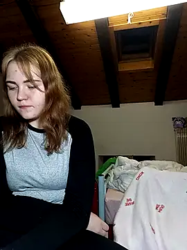 Snapshot of ella_grays chatting on March 4, 6:29 pm ella grays online show from March 4, 6:29 pm