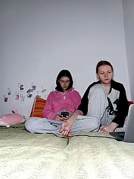 ella grays online show from March 19, 6:34 pm