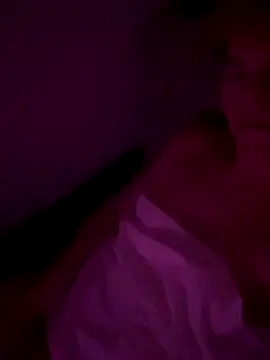 Snapshot of martyy4 chatting on December 22, 6:54 am martyy4 online show from December 22, 6:54 am