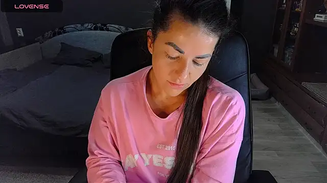 Snapshot of Aria_Dl chatting on October 2, 12:01 pm Aria Dl online show from October 2, 12:01 pm