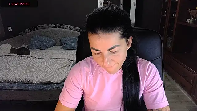 Snapshot of Aria_Dl chatting on November 27, 1:24 pm Aria Dl online show from November 27, 1:24 pm