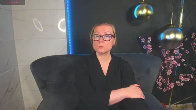 AlexandraKind online show from January 13, 1:56 am