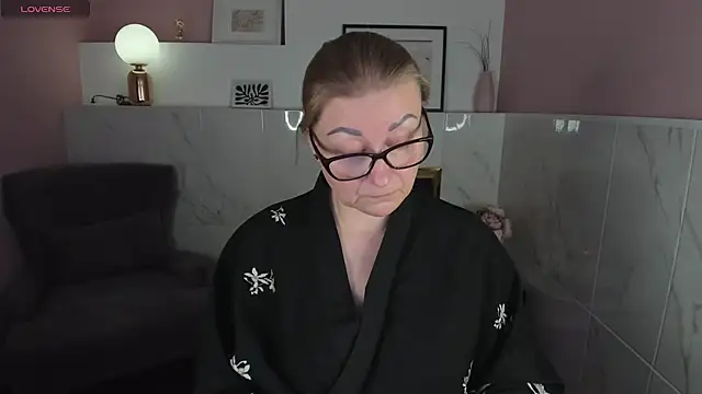 AlexandraKind online show from January 16, 2:41 am