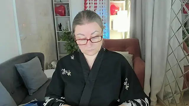 AlexandraKind online show from February 6, 2:16 am