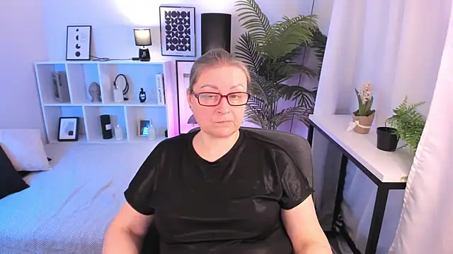 AlexandraKind online show from March 10, 8:36 pm