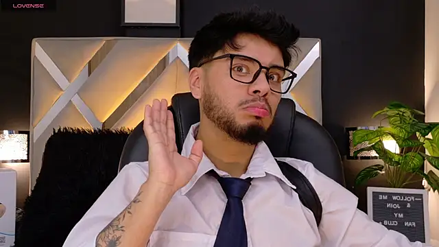 Tommidubois online show from November 8, 4:34 am