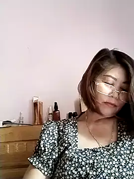 Baby-tits2024 online show from December 4, 8:45 am