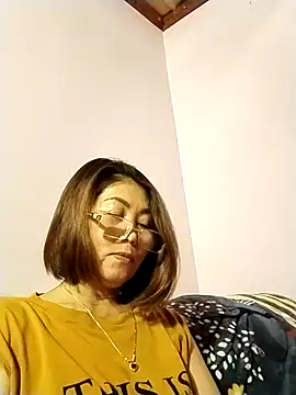 Baby-tits2024 online show from December 19, 3:41 pm