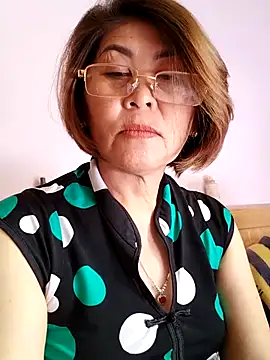 Baby-tits2024 online show from December 25, 5:48 am
