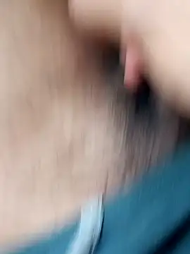 Snapshot of Vignesh3246 chatting on December 13, 11:02 am Vignesh3246 online show from December 13, 11:02 am