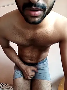 Snapshot of Vignesh3246 chatting on September 9, 6:57 am Vignesh3246 online show from September 9, 6:57 am