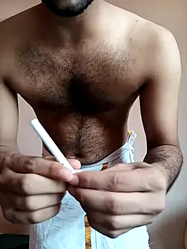 Snapshot of Vignesh3246 chatting on November 7, 7:19 am Vignesh3246 online show from November 7, 7:19 am