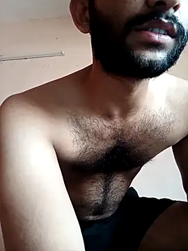 Snapshot of Vignesh3246 chatting on December 5, 10:35 am Vignesh3246 online show from December 5, 10:35 am