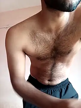 Vignesh3246 online show from February 8, 4:27 am