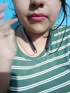 Love-Veronica online show from July 13, 6:33 pm