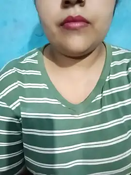 Love-Veronica online show from August 1, 6:07 pm