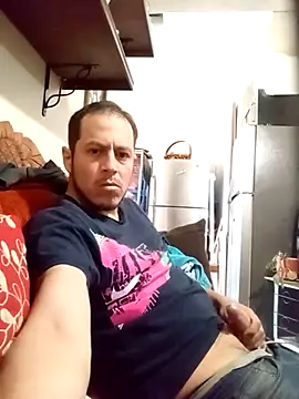 Snapshot of Castiel919 chatting on January 5, 11:12 pm Castiel919 online show from January 5, 11:12 pm