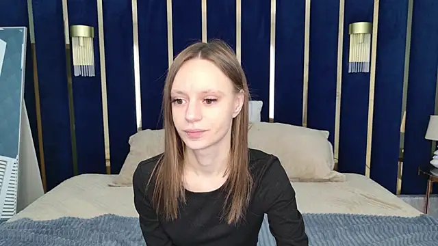Snapshot of RebeccaMartons chatting on March 18, 8:37 pm RebeccaMartons online show from March 18, 8:37 pm
