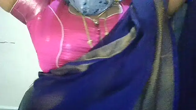 Sexy Radhikaa online show from July 15, 4:07 am