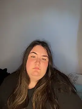 hotiee online show from April 28, 5:01 am