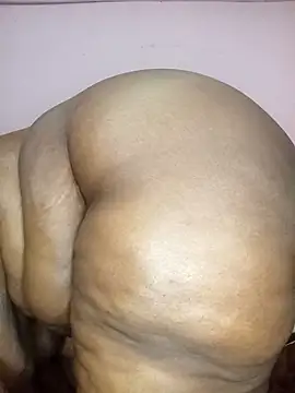 Snapshot of Sweetblackassxxx505 chatting on October 1, 10:16 pm Sweetblackassxxx505 online show from October 1, 10:16 pm