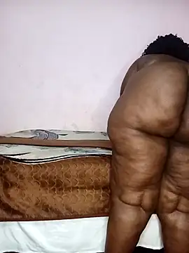 Snapshot of Sweetblackassxxx505 chatting on March 20, 10:14 pm Sweetblackassxxx505 online show from March 20, 10:14 pm