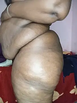 Snapshot of Sweetblackassxxx505 chatting on July 1, 10:20 pm Sweetblackassxxx505 online show from July 1, 10:20 pm