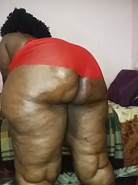 Snapshot of Sweetblackassxxx505 chatting on July 26, 4:14 pm Sweetblackassxxx505 online show from July 26, 4:14 pm