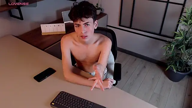 MattiDeLuca online show from February 3, 2:24 pm