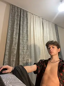 W N G S online show from January 22, 9:43 pm