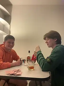 W N G S online show from March 12, 7:38 pm