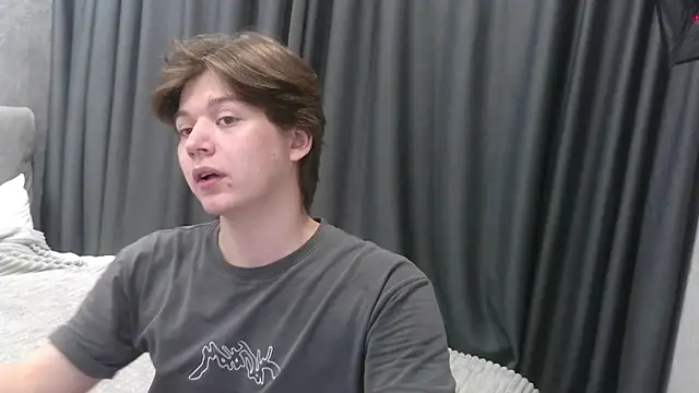 W N G S online show from September 26, 1:42 am