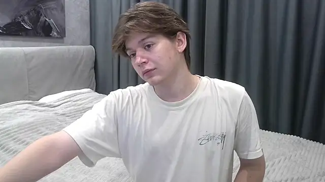 W N G S online show from October 4, 4:49 pm