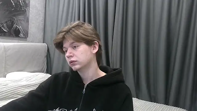 W N G S online show from October 9, 3:15 am