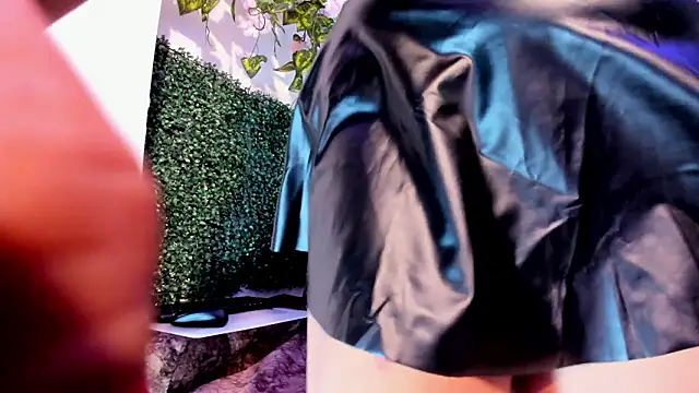 Snapshot of MeleekXXX_ chatting on March 7, 8:39 pm MeleekXXX online show from March 7, 8:39 pm