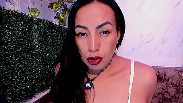 Snapshot of MeleekXXX_ chatting on March 27, 8:19 pm MeleekXXX online show from March 27, 8:19 pm