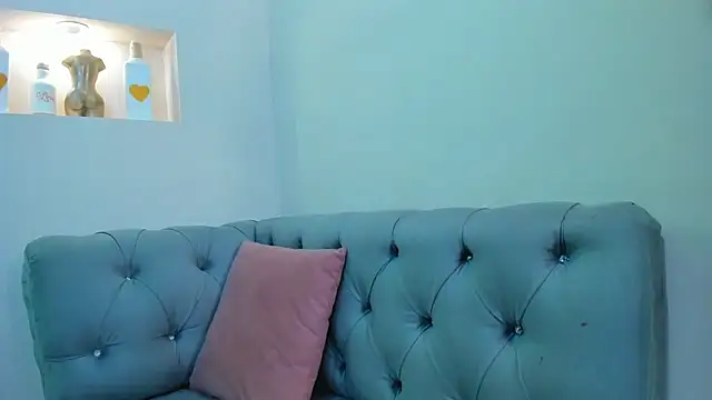 Snapshot of GoddessCarrie chatting on January 31, 5:19 am GoddessCarrie online show from January 31, 5:19 am