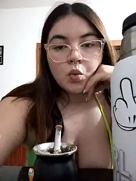 fresitaju online show from November 14, 11:02 pm