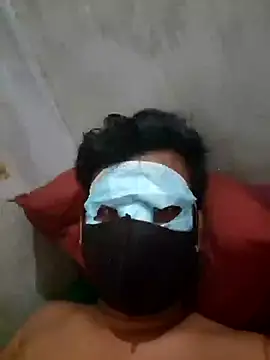 Snapshot of imissyoumylove14 chatting on December 24, 7:17 am imissyoumylove14 online show from December 24, 7:17 am